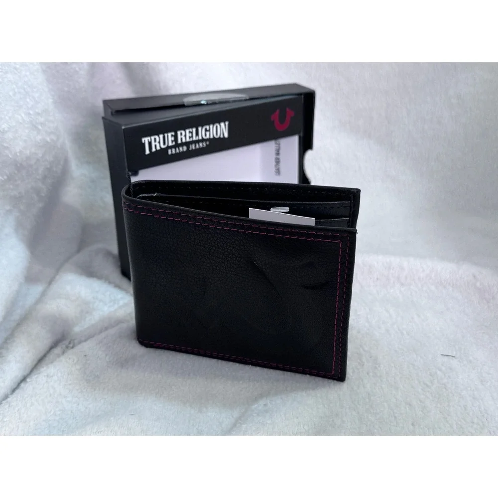 True Religion Black Leather Bifold Wallet Horseshoe Logo w/ Box NWT